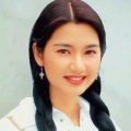 岁月悠悠在穿梭，老歌如酒透芬芳