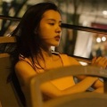 深夜情感电台｜爱的太深终究会受伤