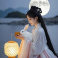 月满筝楼：枕上银箔般的夜曲