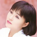 磁悬浮遗韵：地铁掠窗影，撕碎月光拼图