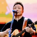 民谣酒馆：时光不语，静待晚风