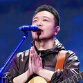 民谣小酒馆丨烟火留身后，星河赴远方