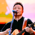 民谣小酒馆：柴米油盐是生活，诗和远方是向往