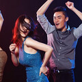 ［何东猛士迪斯科］复古与现代碰撞的舞动激情