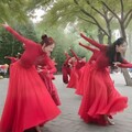 欢快律动：广场舞里的开心瞬间