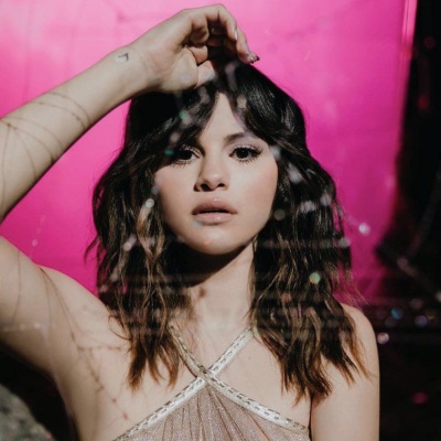 Selena Gomez 出道至今金曲全纪录